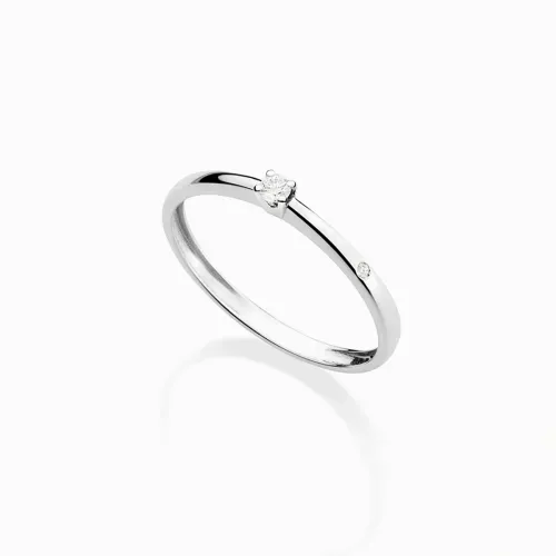 Anel em ouro branco com diamantes
