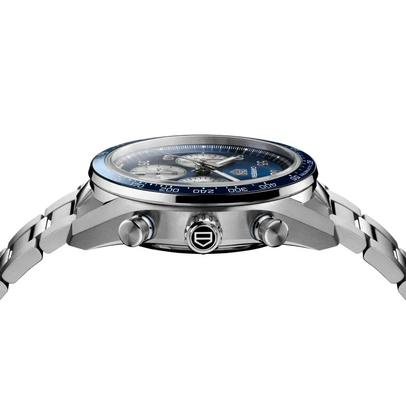 TAG-Heuer-Carrera-Chronograph-Sport-PROFILE